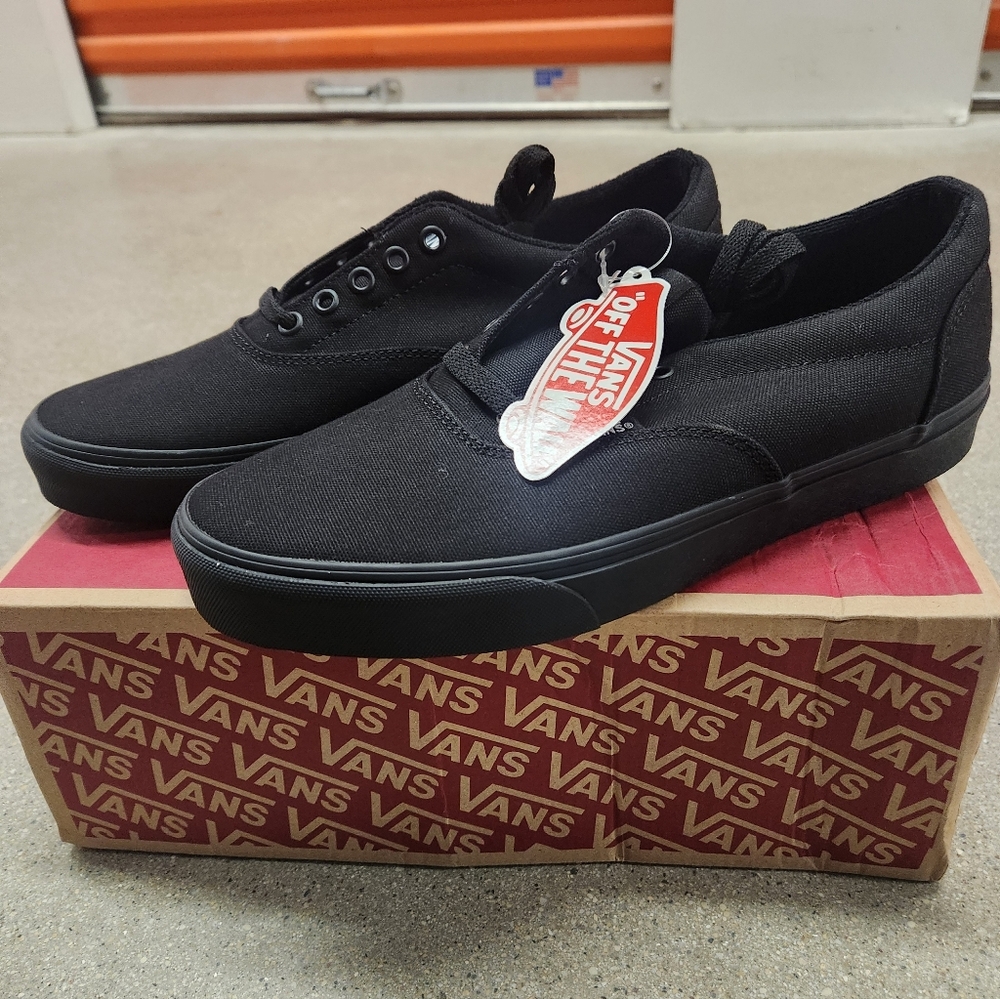 NWB Vans Men's Doheny Black/Black Canvas VN0A3MTF186 Shoes size 12